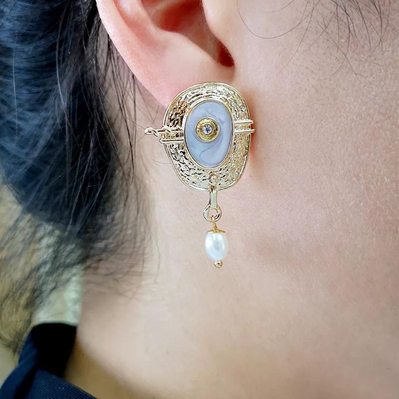 Boho bride golden earrings