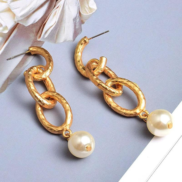 Link earrings with pearl