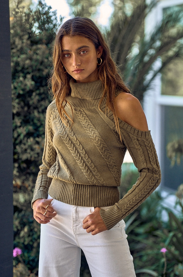 The Baux Sweater Top