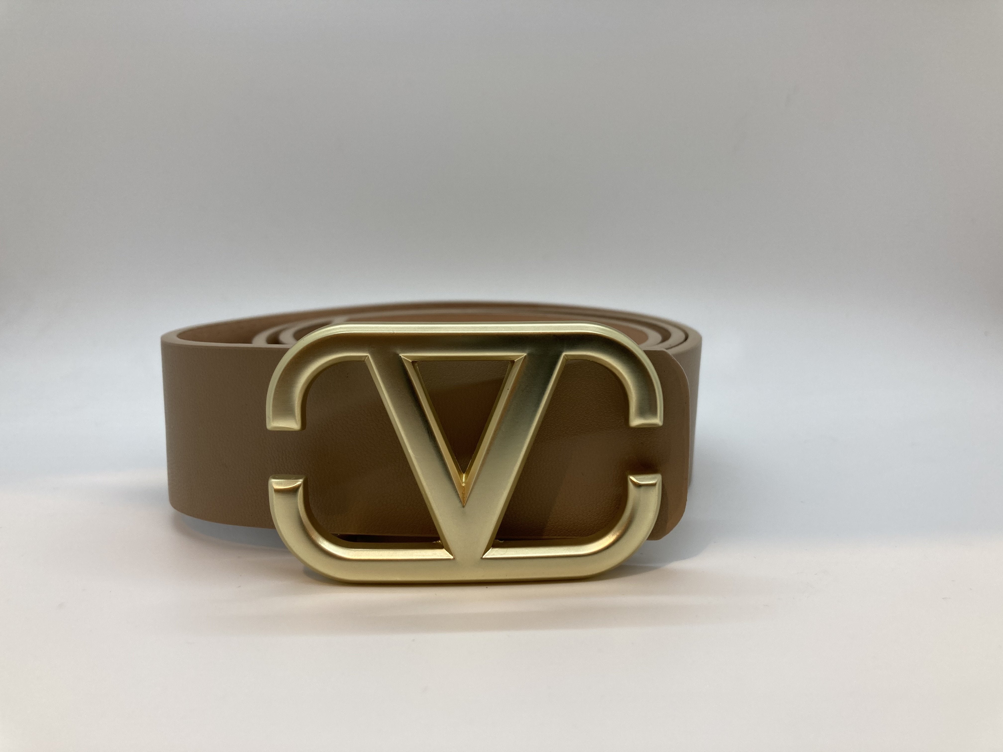 V fashion belt